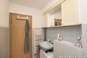 *Provisionfrei f.d. Käufer* Vermietete 5 Zimmer-WHG mit Innenhof-Balkon in Bestlage! – Die vollständige Adresse der Immobilie erhältst du vom Anbieter., 55118 Neustadt, Mainz – Vorschaubild 16