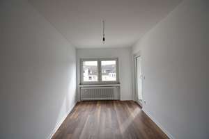 Renoviert! Geräumige 3-Zi-Altbau-Whg mit Balkon in Oberhausen – Langemarktstraße 20, 46045 Altstadt-Mitte, Oberhausen – Vorschaubild 8