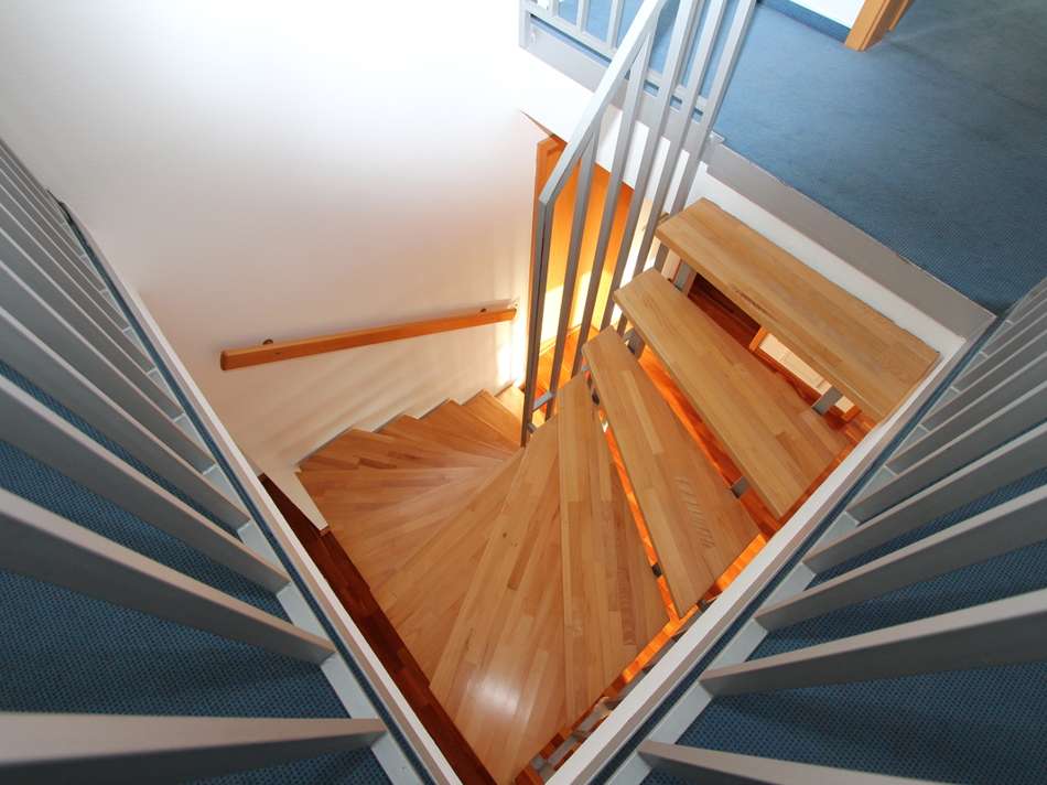 Treppe 1. DG - 2. DG
