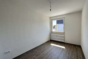 tolle, frisch sanierte 3-Zimmer-Wohnung mit Balkon – Gelsenkirchener Str. 21, 44866 Leithe, Bochum – Vorschaubild 3