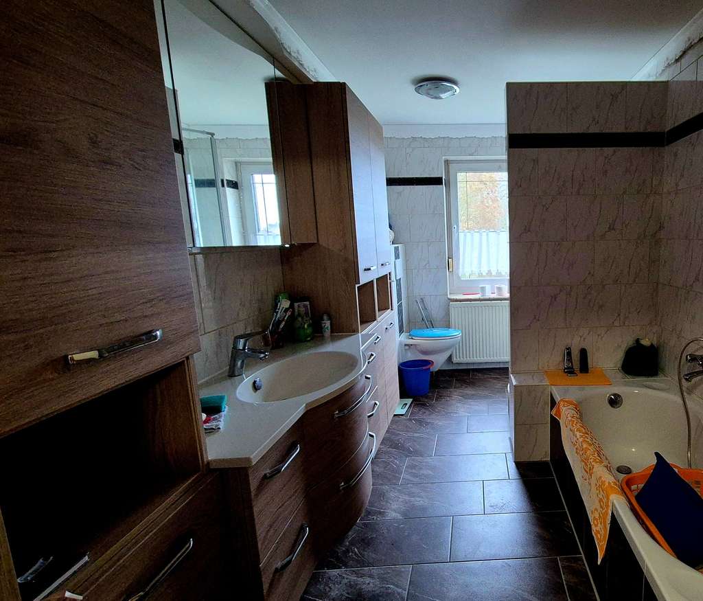 Immobilie in Jessen (Elster) - Seyda / Einfamilienwohnhaus - Mit Wärmepumpe für Warmwasser und PV-Anlage - Bild 2