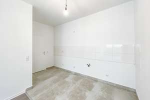 5 Zimmer – frisch renoviert – zentrale Lage – Hauptstraße 215, 44649 Wanne, Herne – Vorschaubild 4