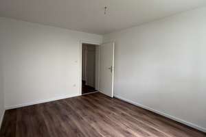 Modernisierte 3-Zimmer-Wohnung mit Balkon in ruhiger Lage – Franz-Wolter-Straße 18, 81925 Oberföhring, München – Vorschaubild 11