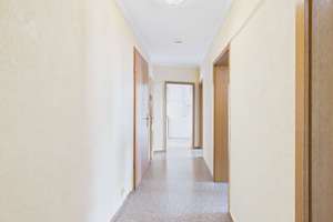 3-Zimmerwohnung in Linden Nord über den Dächern mit echtem Altbaucharme – Die vollständige Adresse der Immobilie erhältst du vom Anbieter., 30451 Linden-Nord, Hannover – Vorschaubild 2