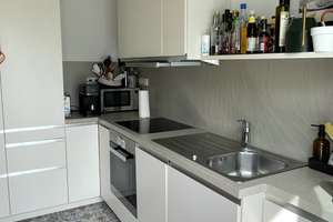 Bitte nur Mailanfragen: Luxuiös Wohnen am Galgenberg in einer schönen 2-Zimmer-Whg mit Dachterrasse – 93053 Galgenberg, Regensburg – Vorschaubild 4