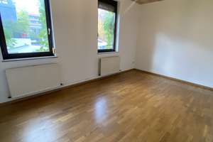 Zimmer in einer 6erWG mit Einbauküche in Stuttgart – Gutenbergstraße 46, 70197 Feuersee, Stuttgart – Vorschaubild 1