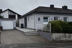 Erstbezug nach Sanierung: Freistehendes Haus mit 6 Zimmern in Kaiserslautern-Innenstadt