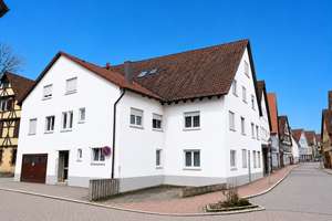 4 modernisierte ETW als "Haus im Haus"  in 6 FH mit 3 Garagen in attraktiver Innenstadtlage