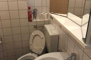 Modernisierte 2-Raum-Wohnung mit Einbauküche in Krefeld – Krefeld – Vorschaubild 3