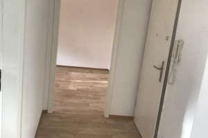 Charmante, frisch modernisierte 2‑Zimmer‑Wohnung in Fürth Hardhöhe – Provisionsfrei von Privat – Die vollständige Adresse der Immobilie erhältst du vom Anbieter., 90766 Hardhöhe, Fürth – Vorschaubild 4