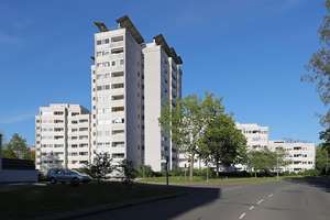 Ganz bequem mit dem Aufzug zu Ihrer neuen Wohnung // 4.OG rechts – Theodor-Heuss-Str. 24, 38444 Detmerode, Wolfsburg – Vorschaubild 4