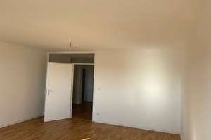 Schöne 3 Zimmer-Wohnung mit Loggia – Äußere Bayreuther Str. 154, 90411 Schafhof, Nürnberg – Vorschaubild 2