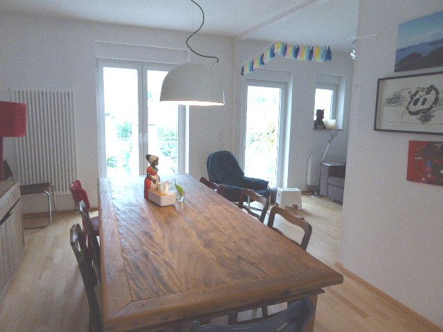 Platz für die große Familie... V-E-R-M-I-E-T-E-T...