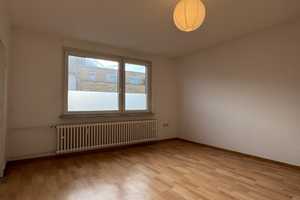 Attraktive Zwei-Zimmer-Wohnung in Duisburg-Hochfeld – Brückenstraße 11, 47053 Duisburg – Vorschaubild 2
