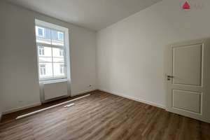 Kernsanierte, lichtdurchflutete 4 Zimmerwohnung mitten in Wiesbaden. – Wellritzstraße 42, 65183 Westend / Bleichstraße, Wiesbaden – Vorschaubild 6