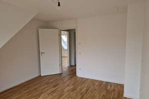 Kapitalanleger - Vermietetes Mehrfamilienhaus mit 3 Wohnungen inkl. 3 Garagen + 1 Stellplatz – Domherrenwald 4, 54296 Kernscheid, Trier – Vorschaubild 37
