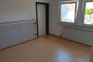 Doppelhaushälfte mit Garten und Terrassen in Ober-Wöllstadt – Gartenstraße 9, 61206 Wöllstadt – Vorschaubild 6