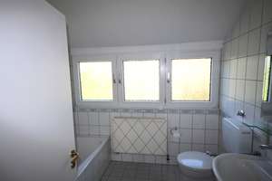 Familienfreundliche Doppelhaushälfte mit Wohlfühlfaktor, sonnigem Garten & Garage – 40489 Wittlaer, Düsseldorf – Vorschaubild 22