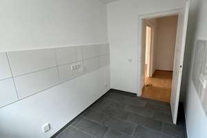 Wunderschöne, helle Dachgeschoss-Wohnung mit Balkon in Essen-Stadtwald – Leveringstraße 4, 45134 Stadtwald, Essen – Vorschaubild 8