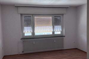 **freundliche, helle 3-Zi.-Wohnung, zentral gelegen** – 36199 Rotenburg an der Fulda – Vorschaubild 4