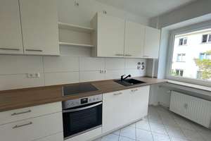 Modernes Wohnen in Schwabing: 3-Zimmer-Wohnung mit Balkon – Destouchesstraße 65, 80796 Am Luitpoldpark, München – Vorschaubild 4