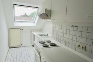 Gepflegte 3-Zimmer Dachgeschosswohnung in Wuppertal-Oberbarmen – normannenstraße 45, 42277 Oberbarmen, Wuppertal – Vorschaubild 5