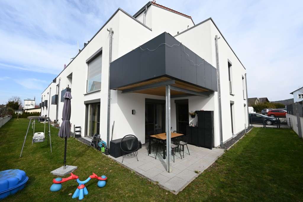 Immobilie in Berg b.Neumarkt i.d.OPf. - Neuwertige Gartenwohnung mit Einbauküche zum Wohlfühlen geschaffen!
Berg - Bild 2