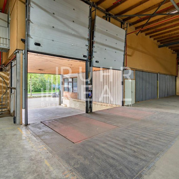3.982 m² Hallenfläche | flexibel nutzbar | Rampen | RUHR REAL