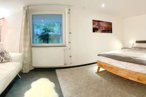 Modern, lichtdurchflutet und ein Hauch von Extravaganz – Klessingweg 15, 80997 Allach, München – Vorschaubild 14