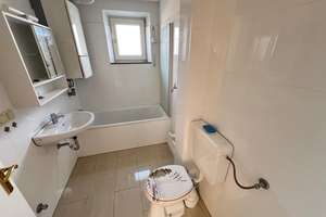 Bezugsfreie 3-Zimmer-Wohnung in der Grünen Mitte mit zwei Balkonen – Die vollständige Adresse der Immobilie erhältst du vom Anbieter., 93051 Kumpfmühl-Ziegetsdorf-Neuprüll, Regensburg – Vorschaubild 8