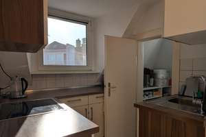 Attraktive 3-Zi.-Dachgeschosswohnung mit großer Dachterrasse in D-Pempelfort, Aufzug – Die vollständige Adresse der Immobilie erhältst du vom Anbieter., 40479 Pempelfort, Düsseldorf – Vorschaubild 4