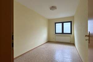 Einfamilienhaus mit Platz für zwei Generationen (keine abgeschl. Whg.) mit Dachterrasse und Garage – Lessingstraße 8, 68799 Reilingen – Vorschaubild 12