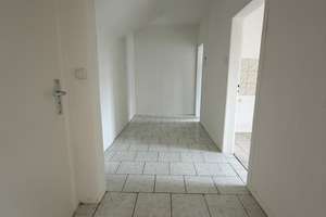 Attraktive 2-Zimmer-Wohnung mit Stellplatz & Keller in Mönchengladbach – Die vollständige Adresse der Immobilie erhältst du vom Anbieter., 41066 Neuwerk-Mitte, Mönchengladbach – Vorschaubild 2
