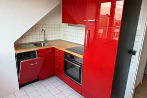 Aufzug - Südbalkon - modernes Laminat - EBK - Tiefgaragenstellplatz!! – Fichtestraße 53, 9126 Chemnitz – Vorschaubild 1