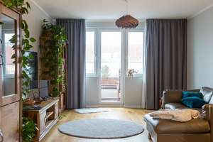 HOMESK - Bezugsfreie, kernsanierte 3-Zimmer-Wohnung mit Südwest-Balkon, 2 Bädern & Wohnküche – Eisackstraße 34, 10827 Schöneberg, Berlin – Vorschaubild 6