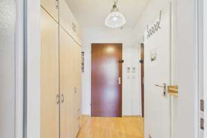 Möblierte City-Wohnung im berühmten Pharao-Haus – Balkon, Aufzug & Top-Lage in München-Bogen... – Fritz-Meyer-Weg 55, 81925 Oberföhring, München – Vorschaubild 4