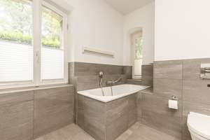 Terrassenwohnung mit 540 qm Privatgarten im KönigsQuartier – 14163 Zehlendorf, Berlin – Vorschaubild 15