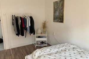 Helle und geräumige 2 ZKB in Mannheim - Nähe Kurpfalzbrücke - 3. OG – Käfertaler Str. 13, 68167 Neckarstadt-Ost/Wohlgelegen, Mannheim – Vorschaubild 3
