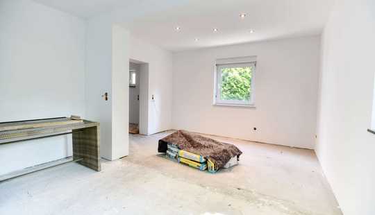 Bild von Teilrenoviertes EFH mit Potential | Ruhige & zentrale Lage | Stellplatz inkl.
