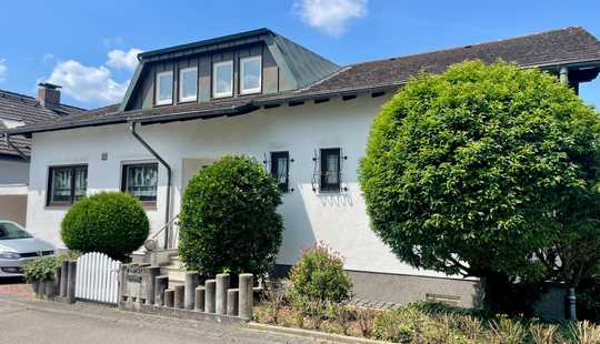 Bild von 🏡 Interessanter Bungalow mit 2 ELW im DG - Ihr neues Zuhause in Steinheim