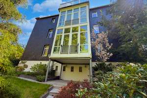 Über den Dächern an der Oker: 152 m² Etagenwohnung mit Dachterrasse, 6 Zimmern und Spitzboden