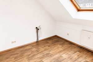 Exklusives Wohnen auf zwei Ebenen - moderne 5-Zimmer-Maisonette mit Balkon & eigener PV-Anlage – Klosterstrasse 26, 46535 Dinslaken – Vorschaubild 10