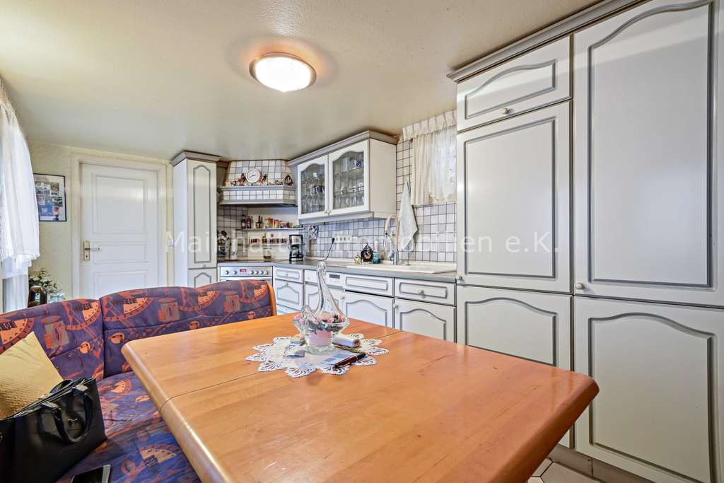 Immobilie in Bad Homburg vor der Höhe - Mehrgenerationshaus - Invest oder mietfrei wohnen! - Bild 4