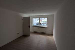 Wohnen mit Charakter: Kompaktes Apartment in Karlsruhe-Knielingen – Sudetenstraße 44, 76187 Knielingen, Karlsruhe – Vorschaubild 4
