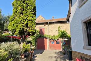 Ein Zuhause mit Seele – Historischer Charme trifft modernes Familienleben – Die vollständige Adresse der Immobilie erhältst du vom Anbieter., 67748 Odenbach – Vorschaubild 2