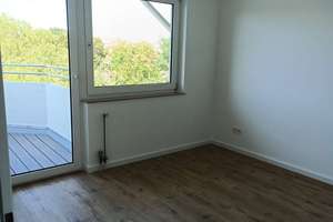 Frisch renoviert & startklar - 3-Zimmer-Traum mit Balkon – 40231 Eller, Düsseldorf – Vorschaubild 4