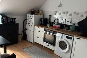 Lebendiges Stadtleben: 1-Zimmer-Wohnung in Düsseldorf-Pempelfort