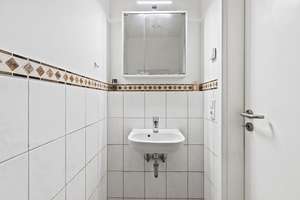 Jetzt verfügbar! Modernes Townhouse mit KfW-40-Energieeffizienz – Die vollständige Adresse der Immobilie erhältst du vom Anbieter., 22159 Farmsen-Berne, Hamburg – Vorschaubild 7