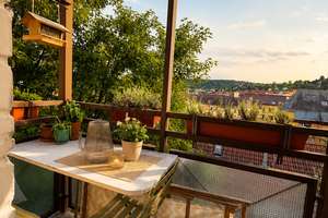Stilvoller Altbau mit Aussicht, Balkonen & Designerküche im begehrten Stuttgarter Westen – Bismarckstraße 53, 70197 Rotebühl, Stuttgart – Vorschaubild 2