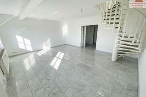 Wunderschöne Maisonette-Wohnung mit Balkon und Tageslichtbad